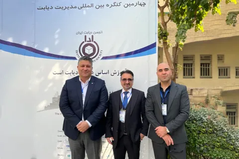 The 4th International Congress on Diabetes Management — 13