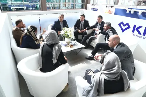 حضور گروه خسرو مدیسا طب در ایران مد 2024 + ویدیو — ۴۸