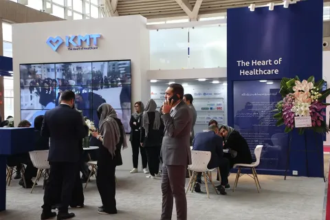 حضور گروه خسرو مدیسا طب در ایران مد 2024 + ویدیو — ۱۱