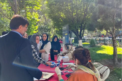 Setting up the bus with the mission of health propagation for citizens — 12