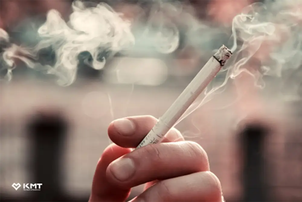 مقایسه سیگار و قلیان: بررسی مزایا و معایب و تاثیر بر سلامت